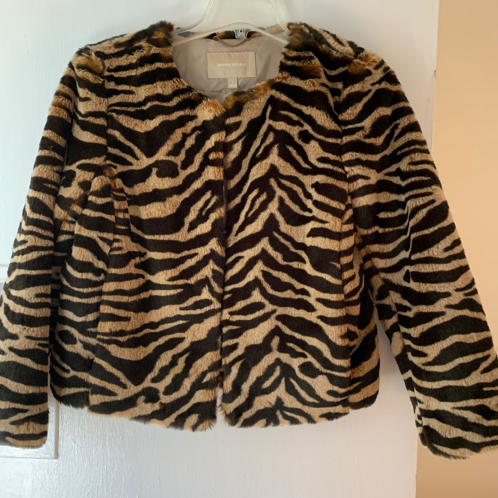 Banana Republic Faux Fur BOHO Animal print Jacket Size S